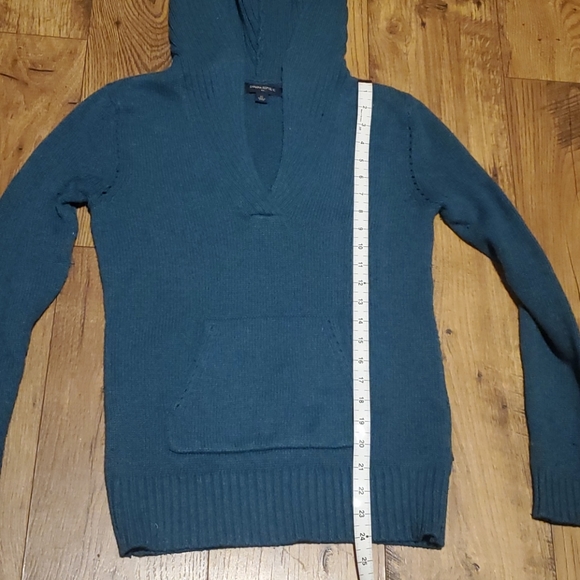 🔵Banana Republic hooded sweater - Picture 9 of 10